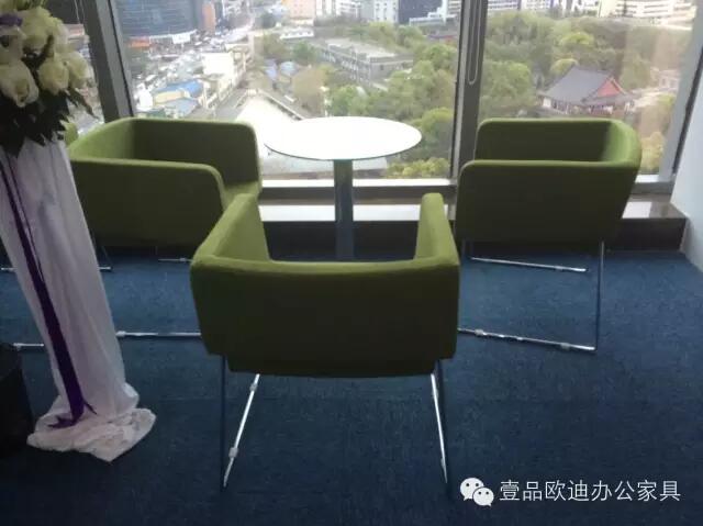 【央視新聞客戶端】京東JD讓老百姓放心網購，壹品歐迪讓京東JD綠色辦公